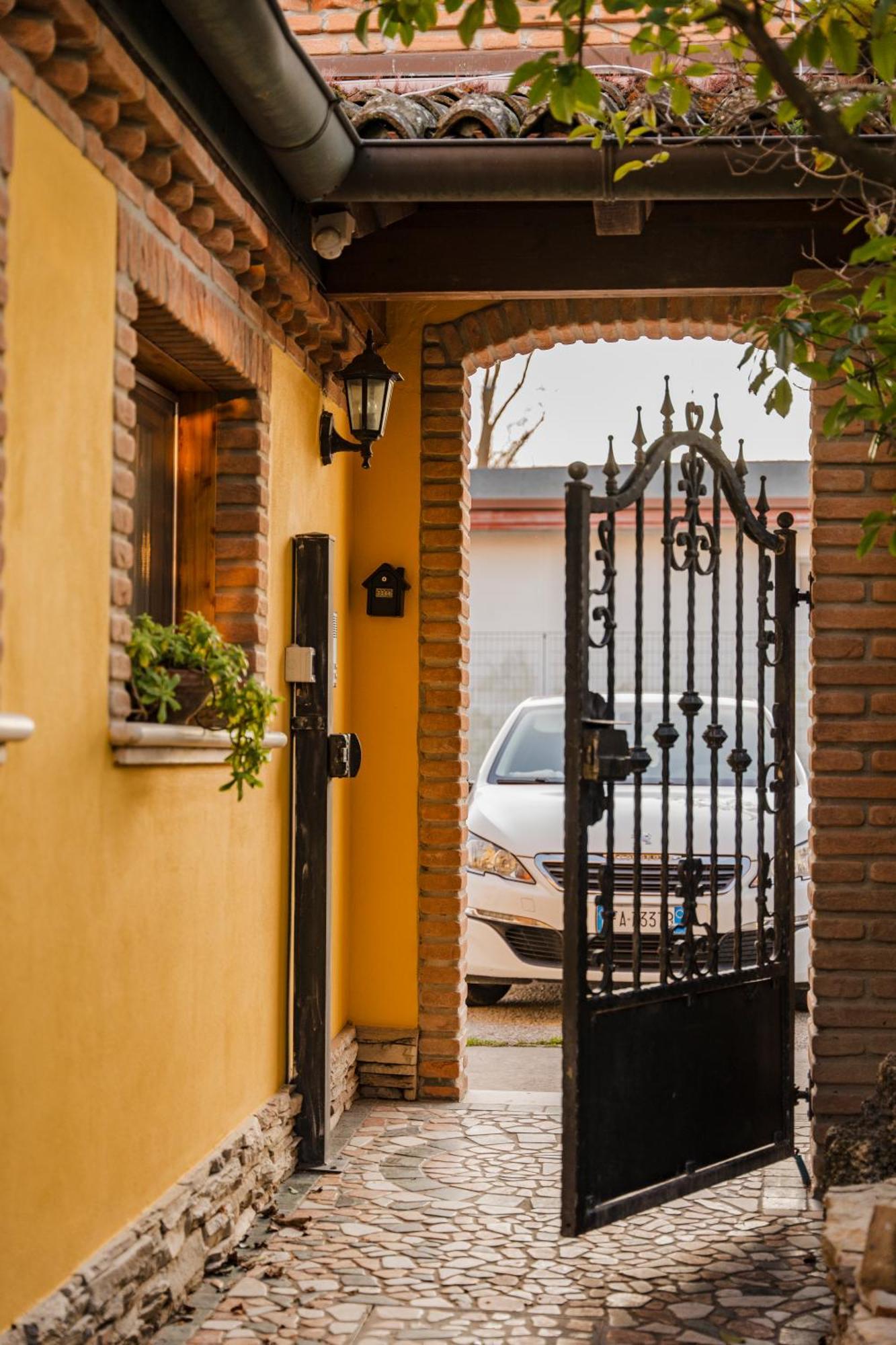 La Loggia Bed and Breakfast Comacchio Eksteriør billede