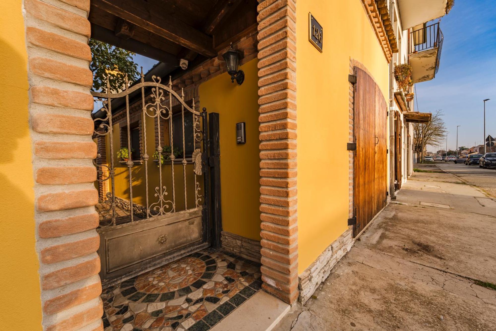 La Loggia Bed and Breakfast Comacchio Eksteriør billede